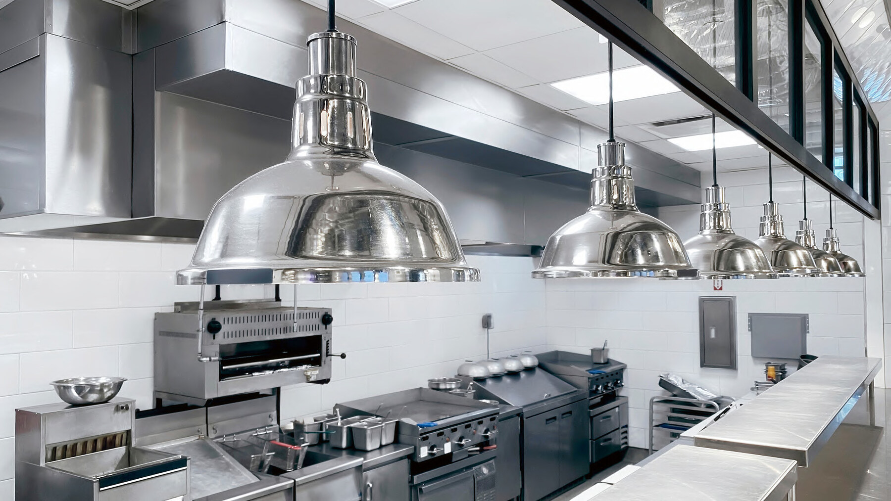 Commercial kitchen