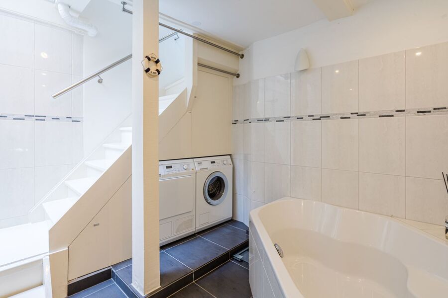 Bath Room detail